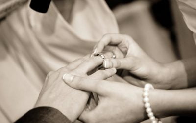 5 Critical Reasons to Avoid Buying Real Estate Before Marriage